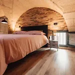 Lulu House