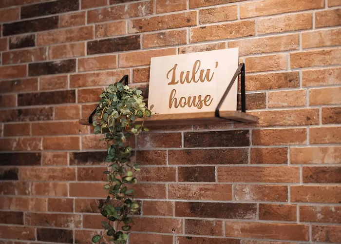 Lulu House *